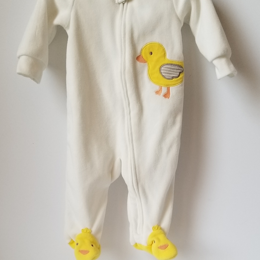 Footie Pajama one piece. Baby sleepwear.